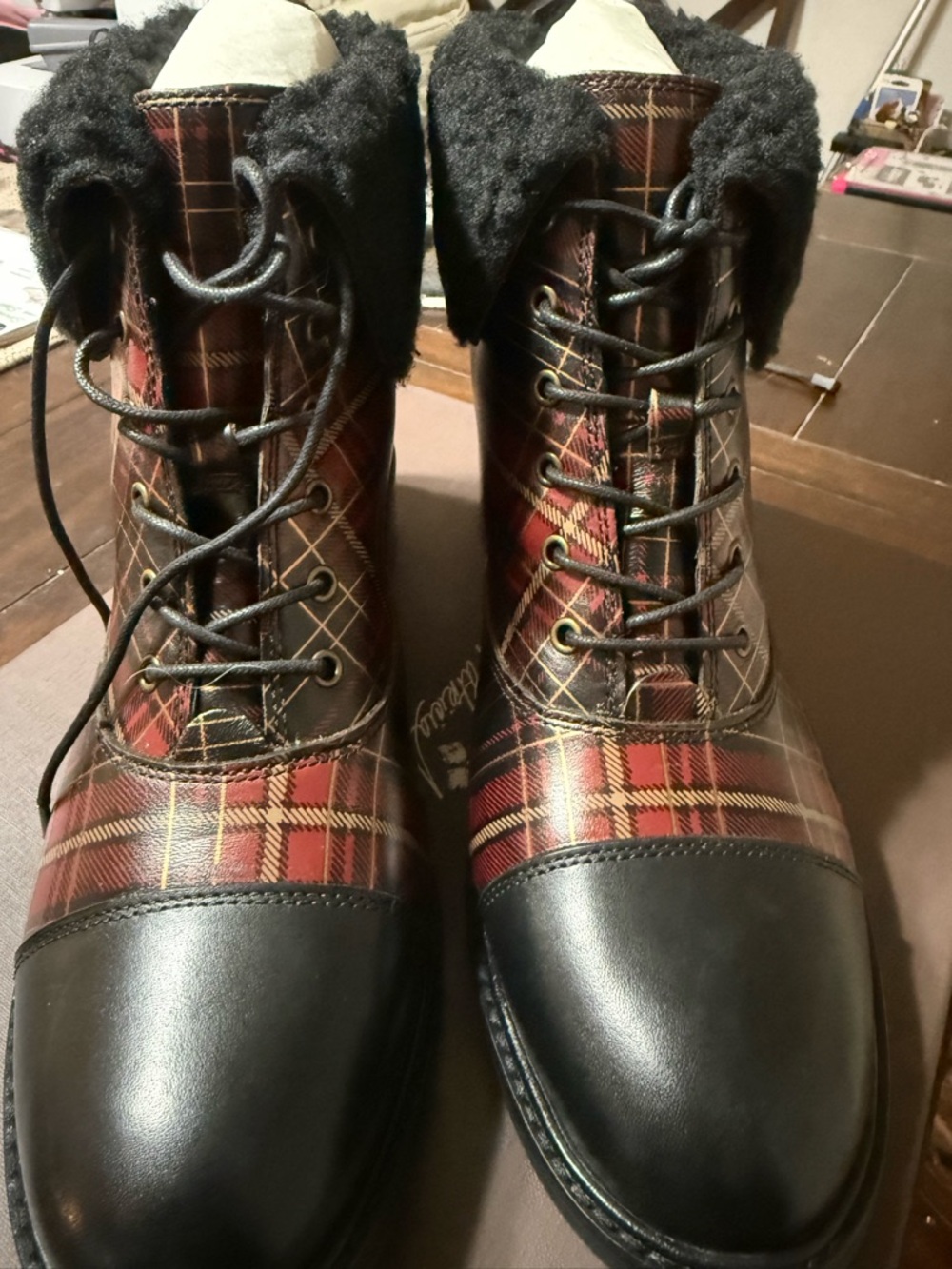 Patricia Nash Tartan Red Plaid Lace-Up Ankle Boots with Black Leather Toe